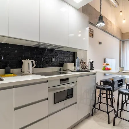 Flatguest Industrial Loft By Marina - Wifi Apartmán *